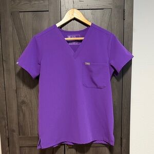 Figs Catarina One Pocket Scrub Top Digital Grape